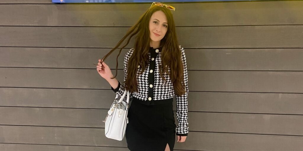 I moved from the US to Australia 6 years ago. I love my life abroad, but still feel guilty every day. I moved from the US to Australia 6 years ago. I love my life abroad, but still feel guilty every day.