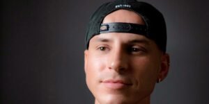 I pitched Tinder the job I wanted to do — and ended up getting hired full-time I pitched Tinder the job I wanted to do — and ended up getting hired full-time