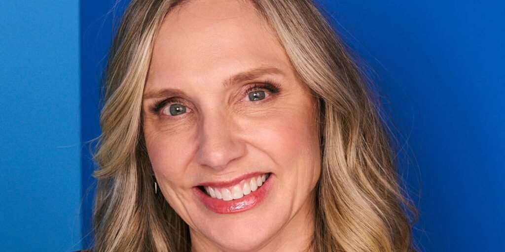 I’m a LinkedIn career expert. Skip ‘doomjobbing’ and do this instead. I’m a LinkedIn career expert. Skip ‘doomjobbing’ and do this instead.