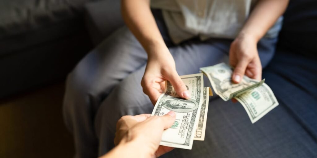 My friend won’t pay me back after I loaned her ,500. How do I ask for repayment without ruining our friendship?