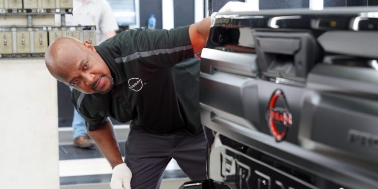 Nissan’s in-factory AI cameras track how factory workers bend, walk, and build cars Nissan’s in-factory AI cameras track how factory workers bend, walk, and build cars
