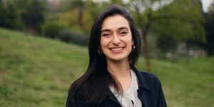 Read the cold LinkedIn outreach that led Fishwife’s CEO to hire a candidate Read the cold LinkedIn outreach that led Fishwife’s CEO to hire a candidate