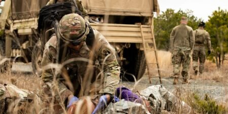 US military leaders are sounding the alarm on a growing battlefield threat: drug-resistant bacteria US military leaders are sounding the alarm on a growing battlefield threat: drug-resistant bacteria