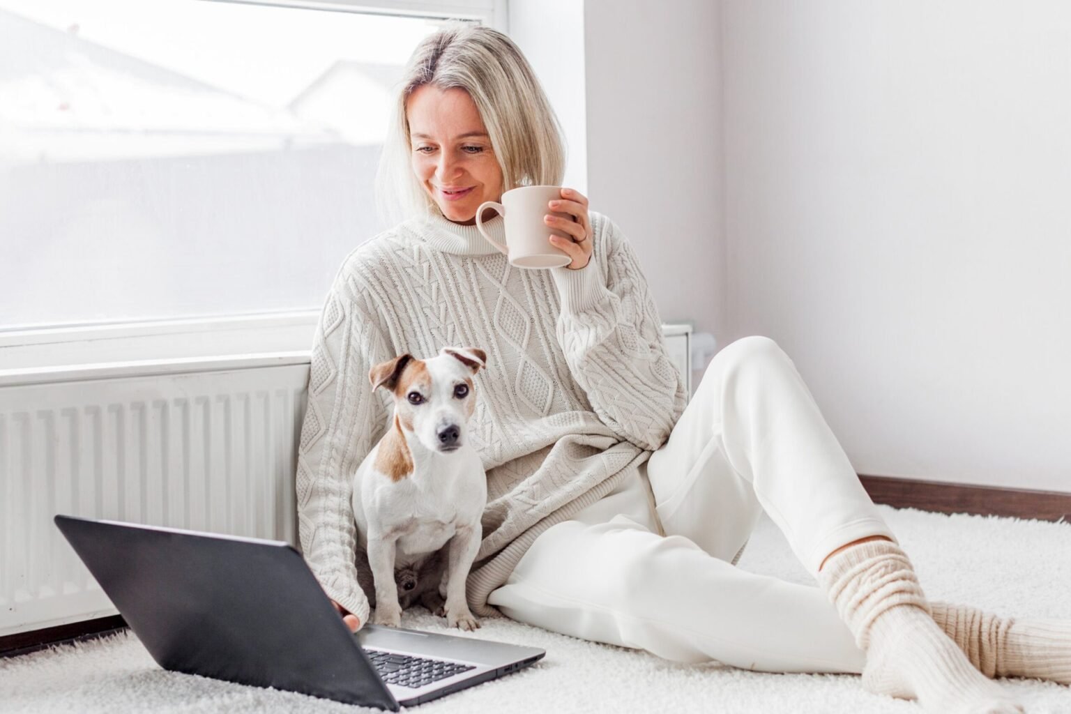 6 Low-Stress Side Hustles That Don’t Require a Car or a Degree 6 Low-Stress Side Hustles That Don’t Require a Car or a Degree
