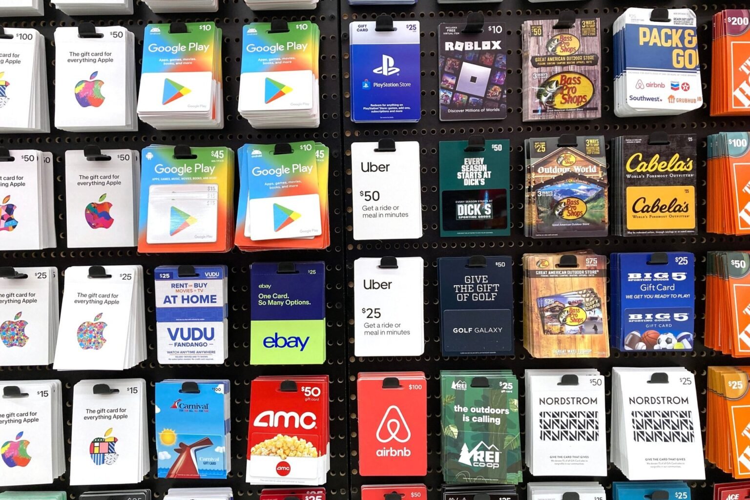 I Have a Gift Card for a Store That Has Closed. What Do I Do? I Have a Gift Card for a Store That Has Closed. What Do I Do?