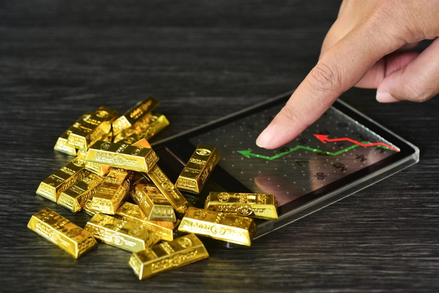 Gold Bugs Just Bet 0 Million on a Rebound. Should You Follow Their Lead?