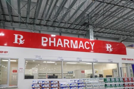 11 Pharmacies That Still Deliver Prescriptions for Free (Including Costco) 11 Pharmacies That Still Deliver Prescriptions for Free (Including Costco)