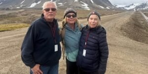 I left my 3-year-old at home for a weeklong cruise with my parents. It reminded me I’m still their daughter, too. I left my 3-year-old at home for a weeklong cruise with my parents. It reminded me I’m still their daughter, too.