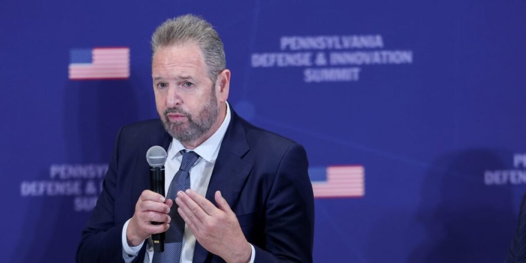 Arm’s CEO says AI could cure cancer, but data centers are creating a bottleneck Arm’s CEO says AI could cure cancer, but data centers are creating a bottleneck