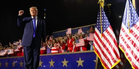 Trump’s pitch to every American adult: Help the GOP win the midterms and you’ll get a ,000 ‘dividend’ Trump’s pitch to every American adult: Help the GOP win the midterms and you’ll get a ,000 ‘dividend’