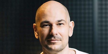 This tech founder says prompting AI agents is a lot like managing people This tech founder says prompting AI agents is a lot like managing people