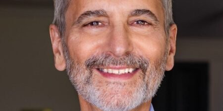 A neuroscientist and psychiatrist shares 4 simple habits to protect brain aging A neuroscientist and psychiatrist shares 4 simple habits to protect brain aging