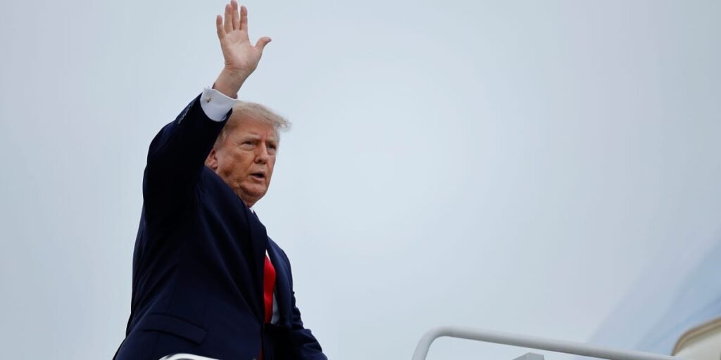 White House blocks CNN from traveling with Trump on Air Force One White House blocks CNN from traveling with Trump on Air Force One