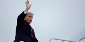 White House blocks CNN from traveling with Trump on Air Force One White House blocks CNN from traveling with Trump on Air Force One