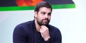 Microsoft’s Copilot chief opens up about the AI future he fears most Microsoft’s Copilot chief opens up about the AI future he fears most