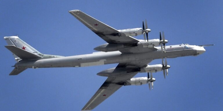 Russia lost one of its irreplaceable Tu-95 nuclear-capable bombers in a deadly training crash Russia lost one of its irreplaceable Tu-95 nuclear-capable bombers in a deadly training crash