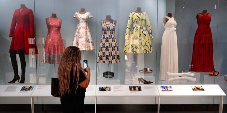 I toured the Obama Presidential Center and saw 12 of Michelle Obama’s best looks, including a Target dress I toured the Obama Presidential Center and saw 12 of Michelle Obama’s best looks, including a Target dress