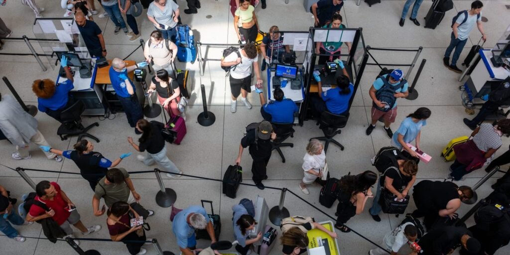The US airports with the longest and shortest security wait times — ranked