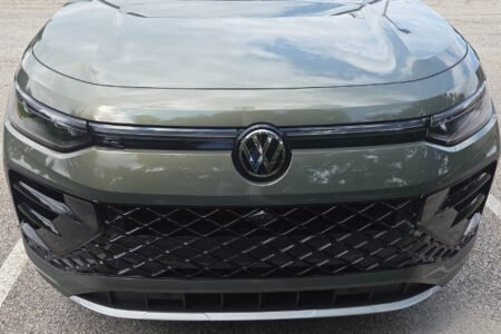 We Drove Two of the Best New Family SUVs. Here’s How They Compare
