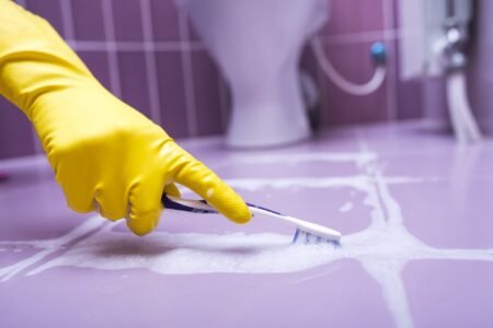 7 Brilliant Ways to Repurpose Your Old Toothbrushes Instead of Trashing Them 7 Brilliant Ways to Repurpose Your Old Toothbrushes Instead of Trashing Them